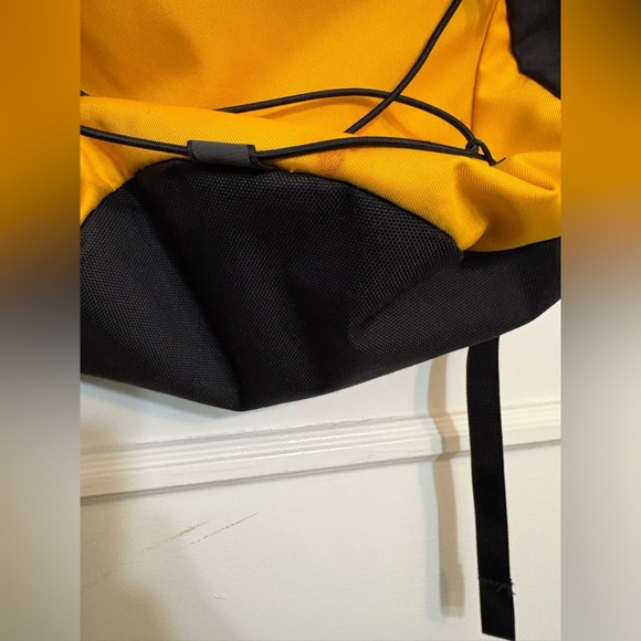 The North Face Jester Backpack - Picture 3 of 8